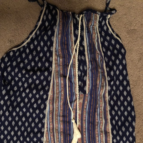 Cute spaghetti strap tank - Picture 2 of 2